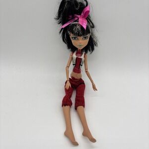 Monster High Draculaura Fashion‎ Doll . Good Condition See Photos